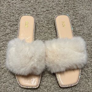 Faux Fur White extra fluffy  Slide Sandals with Rhinestone Trim Square toe NWOT
